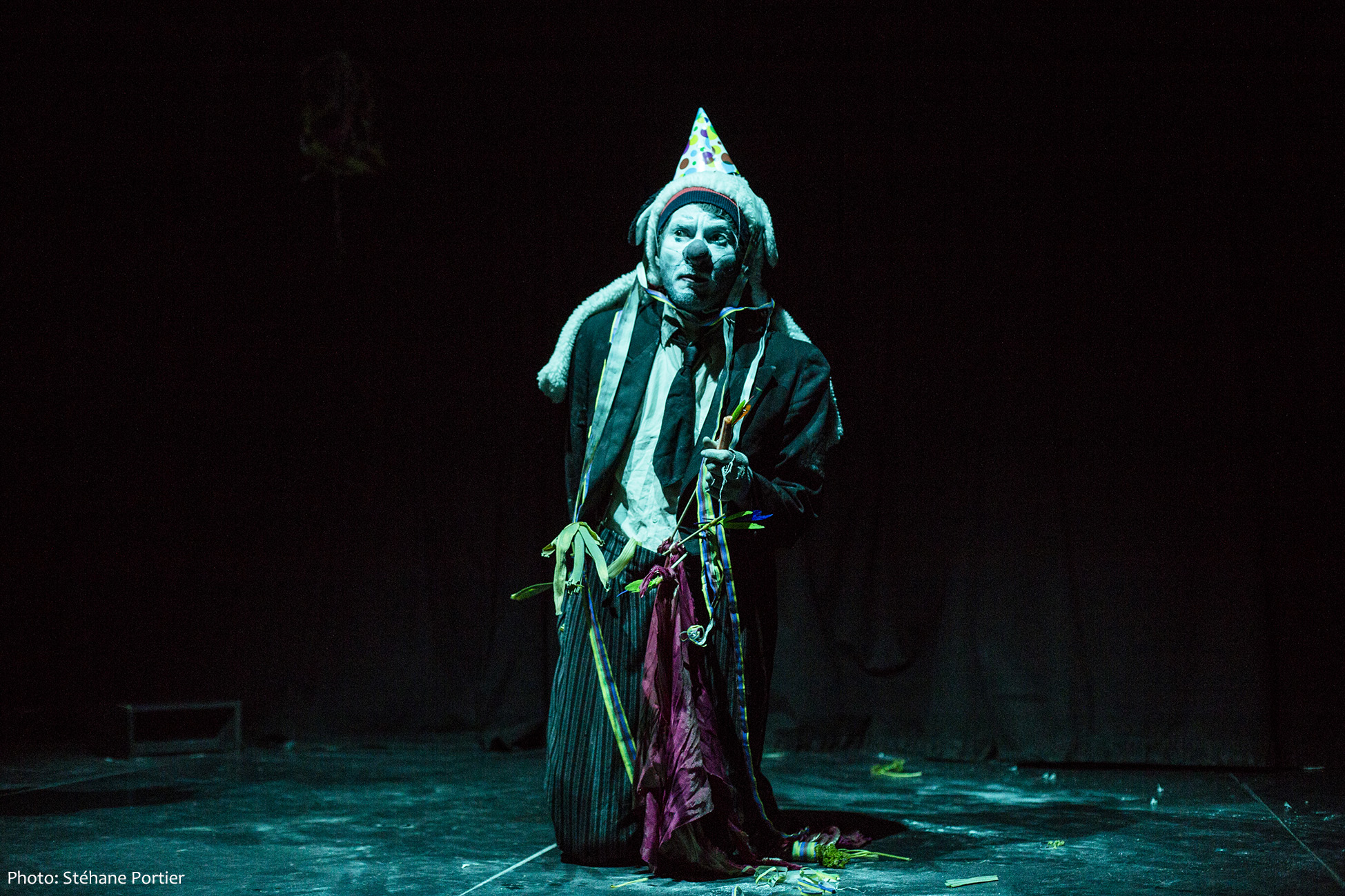 spectacle du gran bazar vivant sur la péniche antipode